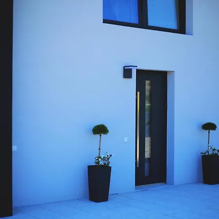 Beskid Island * Dobra (Limanowa)