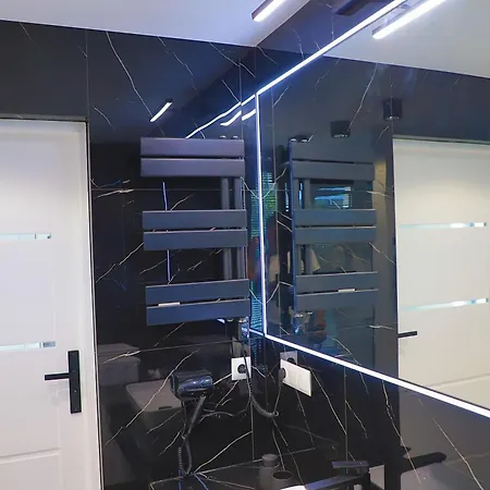 Beskid Island Dobra (Limanowa)