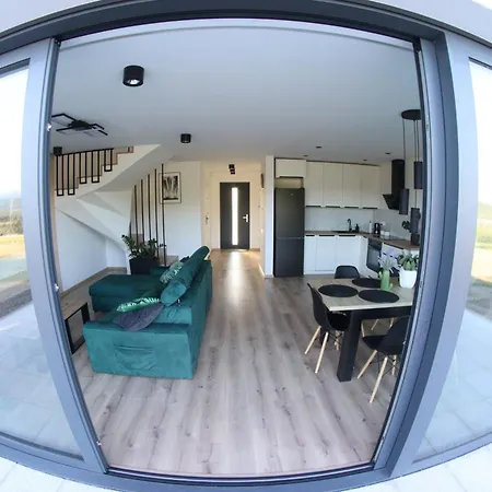 Beskid Island * Dobra (Limanowa)