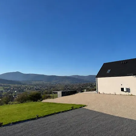 Feriehus Beskid Island Dobra (Limanowa)